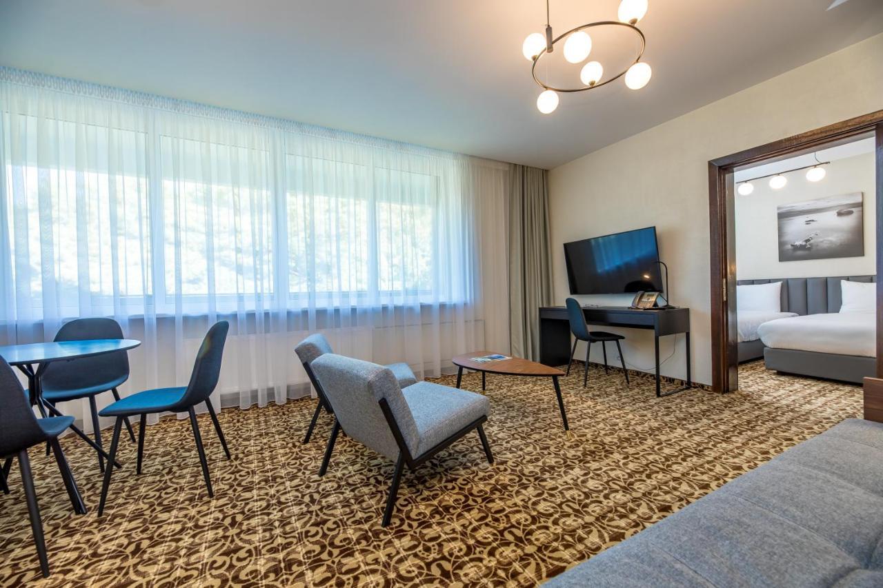 Zilvinas Hotel Palanga Buitenkant foto