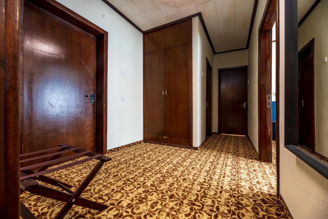 Zilvinas Hotel Palanga Buitenkant foto